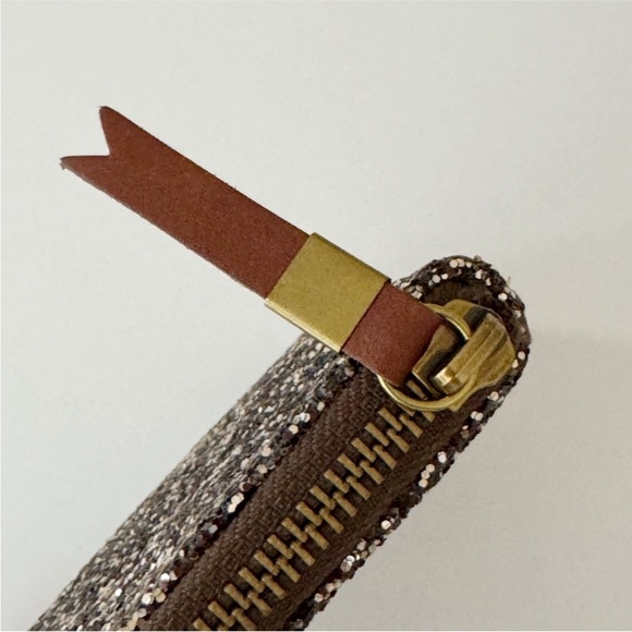 NWT Madewell Leather Small Pouch Wallet, Gold - Picture 3 of 8